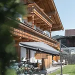 Apartment Bewegte Berge