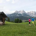 Apartment Bewegte Berge *