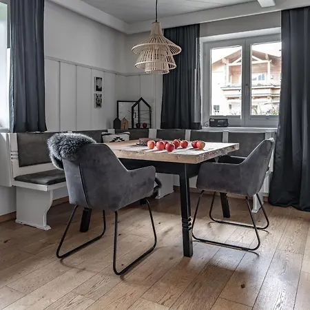 דירה Bewegte Berge